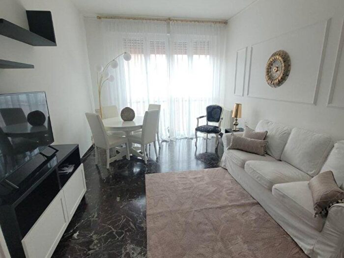 Appartamento trilocale in affitto in Via Giosuè Carducci, Centro Storico, Ravenna