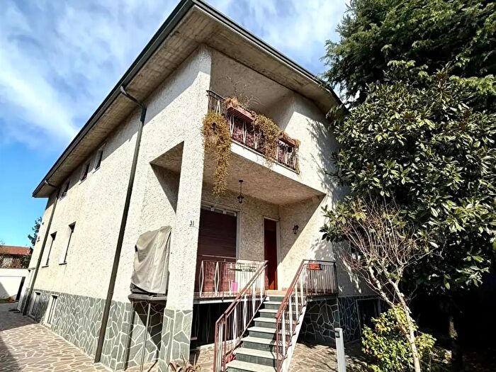 Casa con 8 locali in vendita in Via Sandro Botticelli, Monza