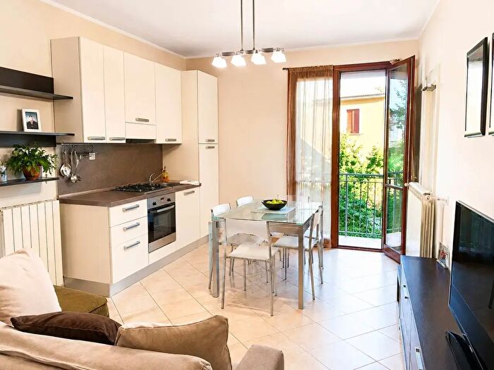 Appartamento trilocale in vendita in Via Rambelli, Forli