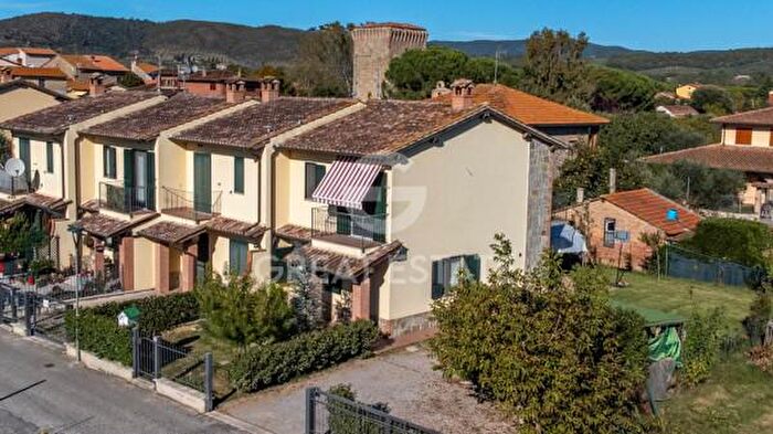 Casa con 6 locali in vendita in Via Puntabella, Tuoro Sul Trasimeno