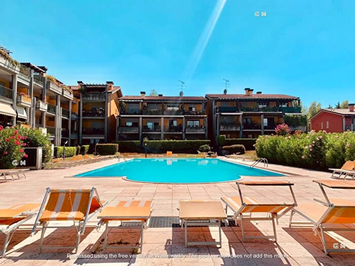 Appartamento bilocale in affitto in Desenzano Del Garda