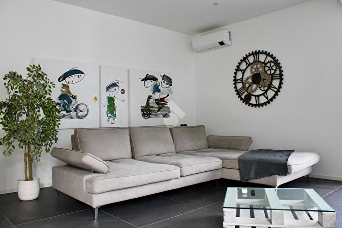 Appartamento quadrilocale in vendita in Via Dario Campana, Rimini