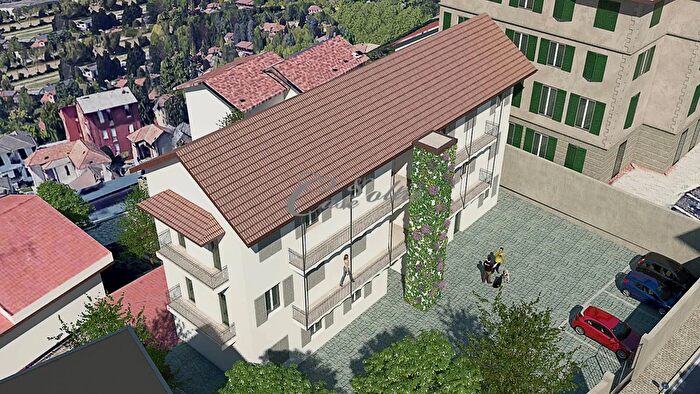 Appartamento trilocale in vendita in Via Papa Giovanni XXIII, Carimate