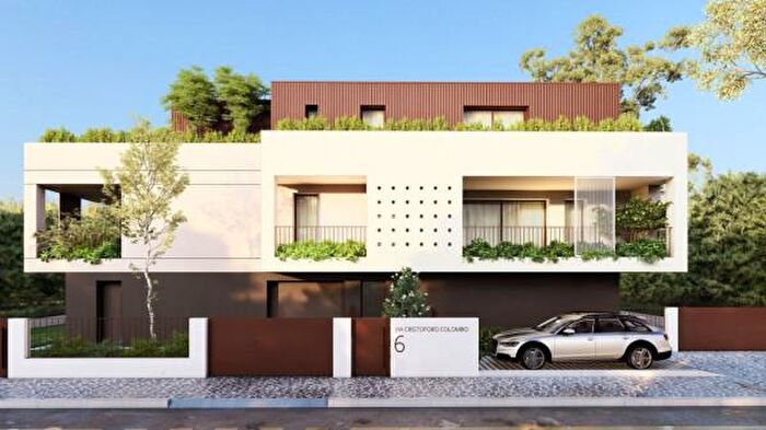 Appartamento quadrilocale in vendita in Via Cristoforo Colombo, Abano Terme