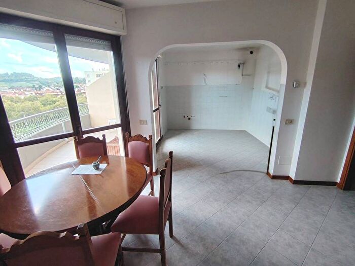 Appartamento trilocale in vendita in Via Roberto Rossellini, Celletta Santa Veneranda, Pesaro