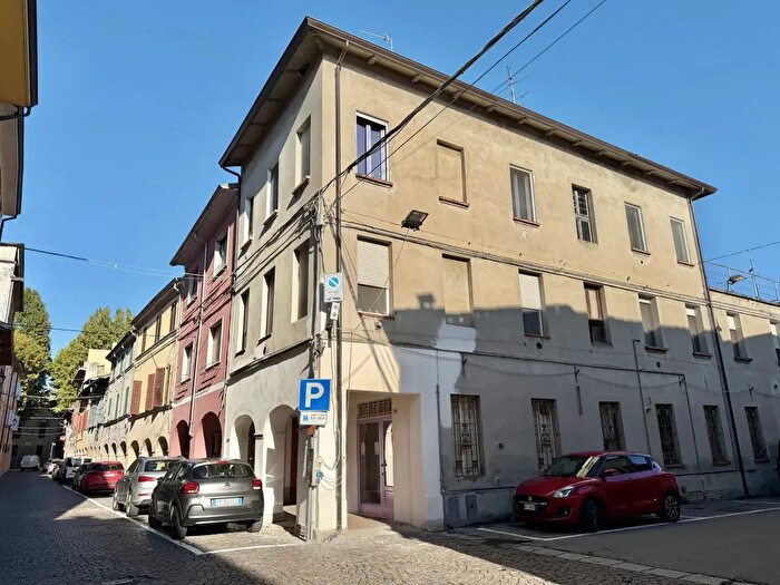 Appartamento trilocale in vendita in Via Roma, San Secondo Parmense