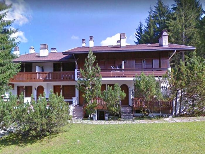 Casa trilocale in affitto in Via Monte Cimon, Centro, Gallio