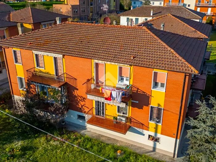 Appartamento quadrilocale in vendita in Via Piave, Minerbio