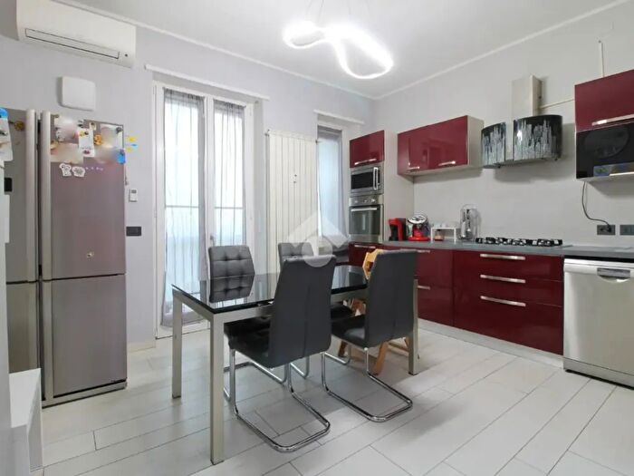 Appartamento trilocale in vendita in Vicolo Castagnevizza, Rivoli