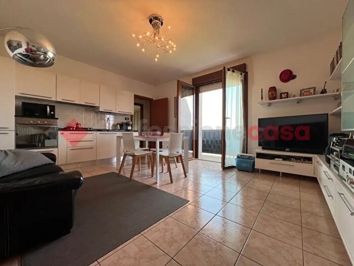 Appartamento bilocale in vendita in Via Villafontana, Oppeano