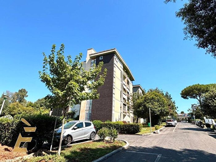 Appartamento quadrilocale in affitto in Viale dell'Umanesimo, Eur, Roma