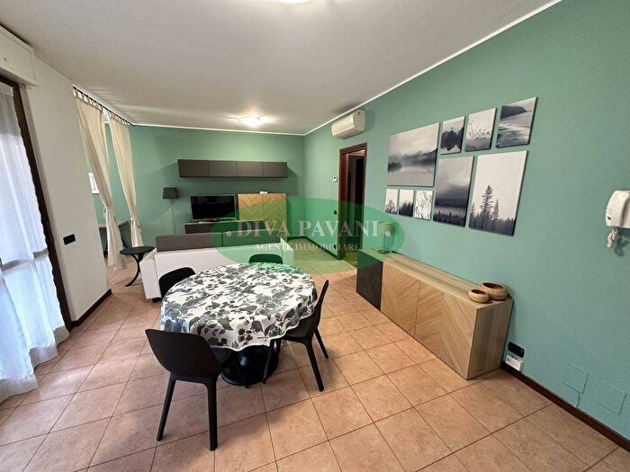 Appartamento bilocale in affitto in Via Adige, Centro, San Donato Milanese