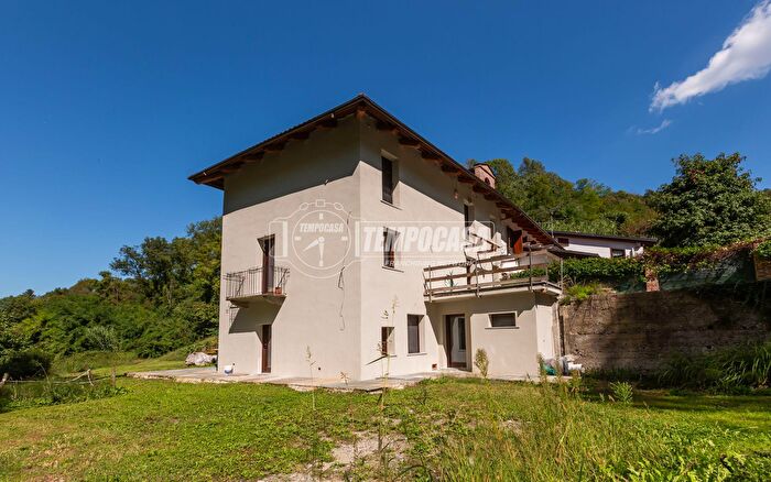 Appartamento con 5 locali in vendita in Strada Valle Bergero, Castiglione Torinese