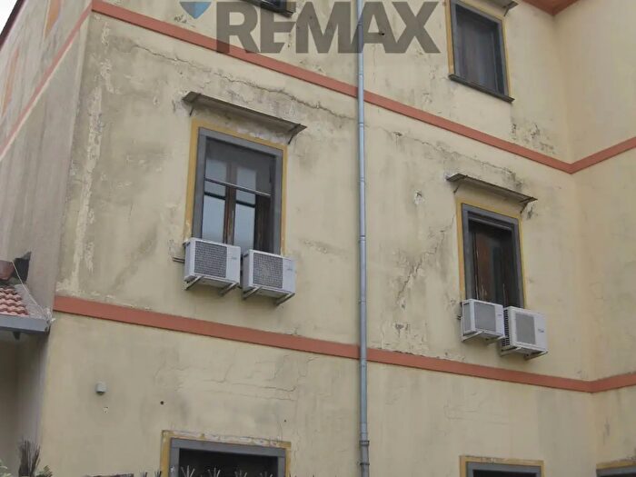 Appartamento con 6 locali in vendita in Piazzetta Guantai a Nazareth, Napoli
