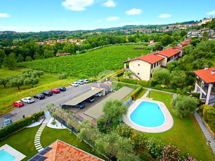 Appartamento bilocale in vendita in Via del Bobbio, Polpenazze del Garda