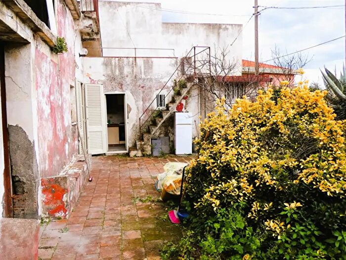 Casa con 5 locali in vendita in Acireale
