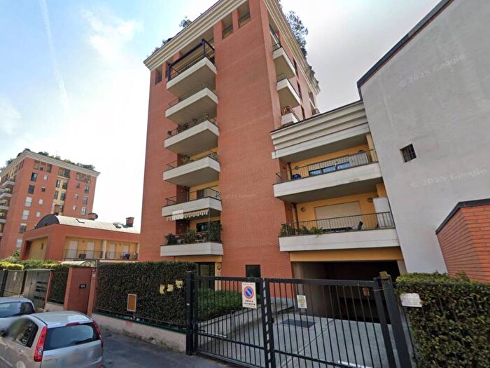 Appartamento quadrilocale in affitto in Via Maria Montessori, Quartiere Forlanini, Milano