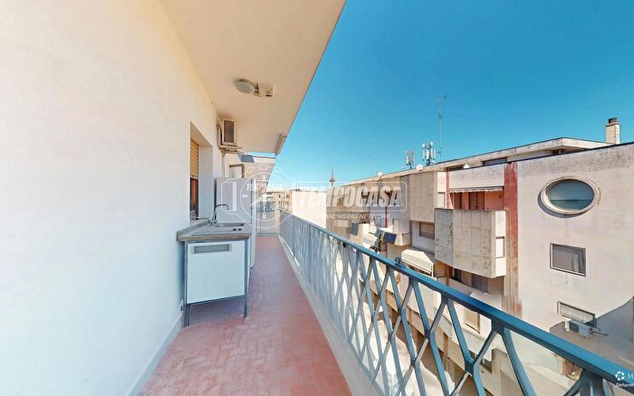 Appartamento trilocale in vendita in Via Gabriele dAnnunzio, Lecce