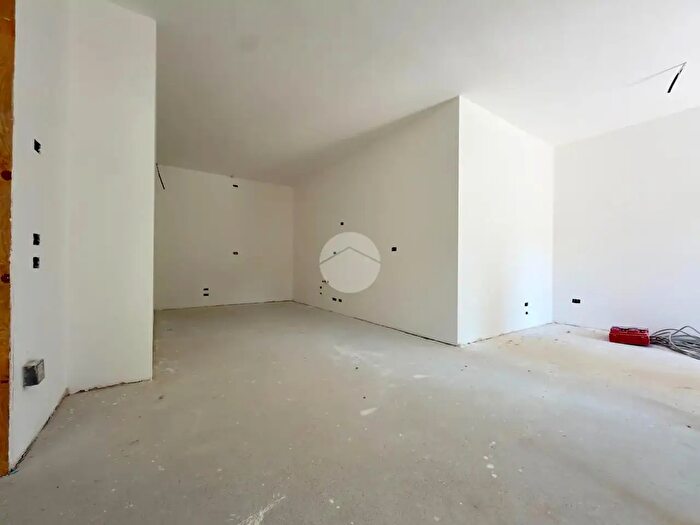 Appartamento trilocale in vendita in Via Tiglio, Chioggia