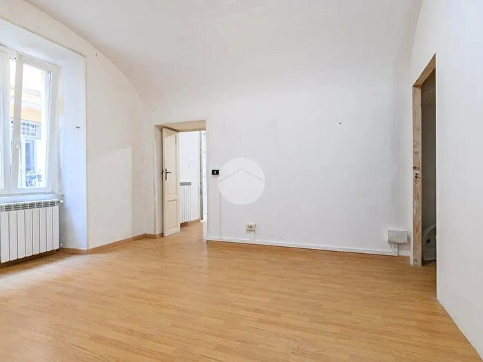 Appartamento bilocale in vendita in Via dei Campani, Roma