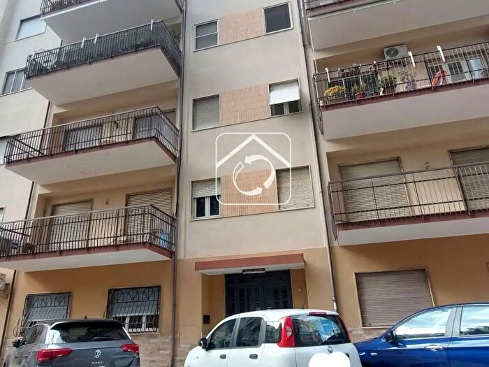 Appartamento quadrilocale in vendita in Via Aurora, Reggio di Calabria