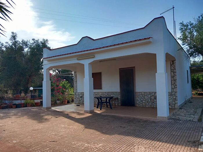 Casa quadrilocale in vendita in Cda Mileto, Latiano