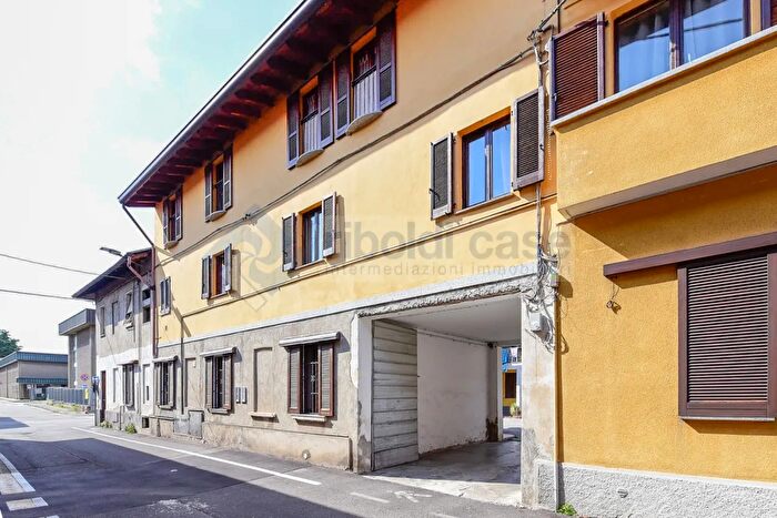 Appartamento trilocale in vendita in Cesano Maderno