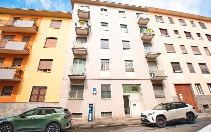 Appartamento trilocale in vendita in Novara