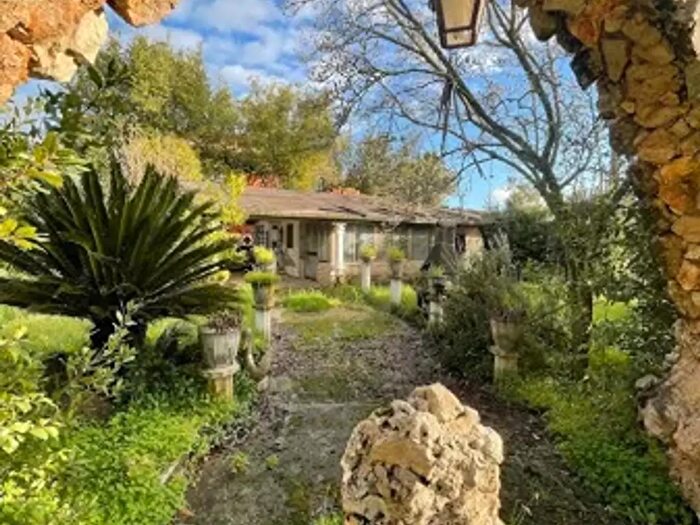 Casa monolocale in vendita in Strada Cerreto La Croce, Latina