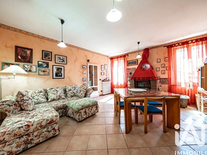 Casa con 5 locali in vendita in Piazza della Chiesa, Argenta