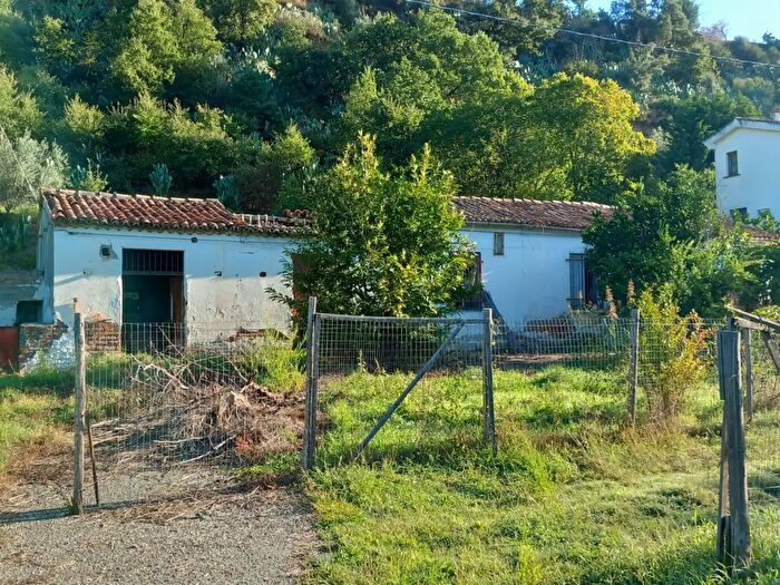 Casa bilocale in vendita in Contrada Arente, Rose