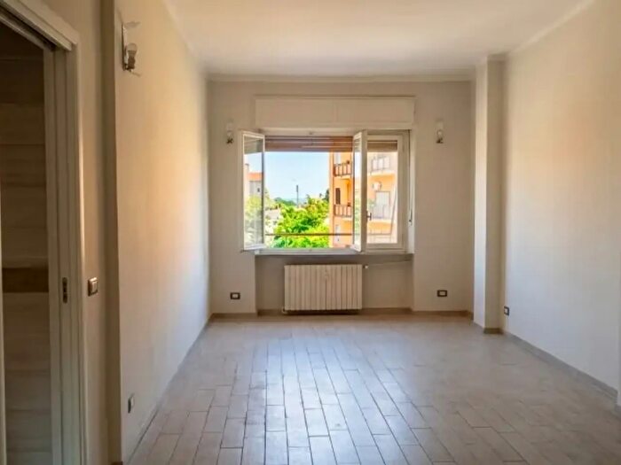 Appartamento bilocale in vendita in Piazza Medaglie d'Oro, Asti