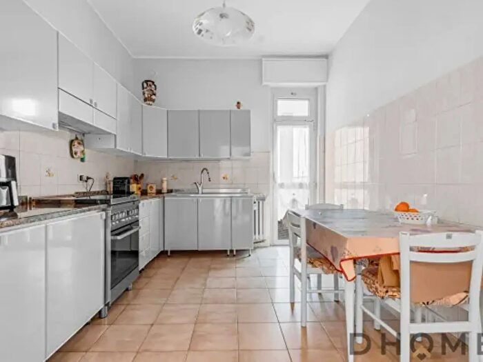 Appartamento trilocale in vendita in Via Fratelli di Dio, Sesto San Giovanni