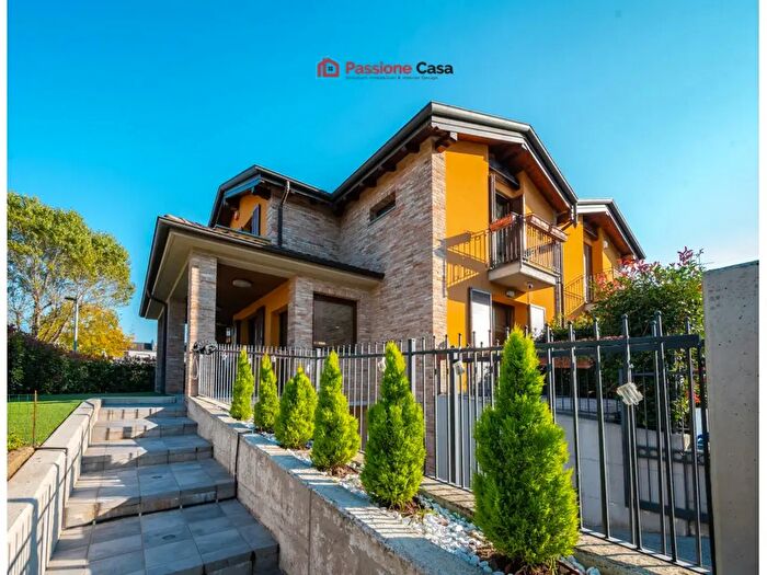 Casa con 5 locali in vendita in Via Julie Verne, Collecchio