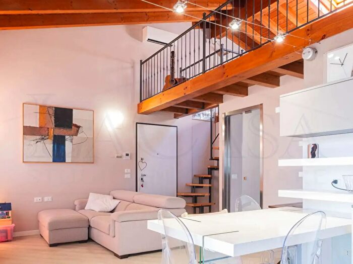 Appartamento trilocale in vendita in Via Civelle Snc, Nave