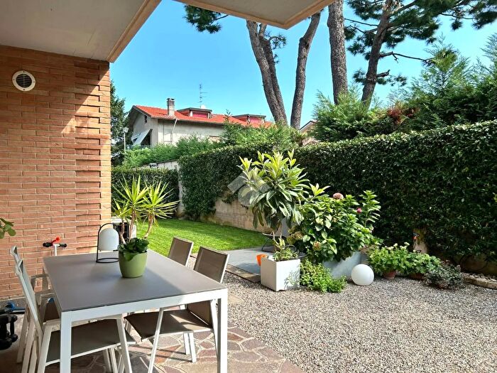 Appartamento trilocale in vendita in Via Nobile, Solaro