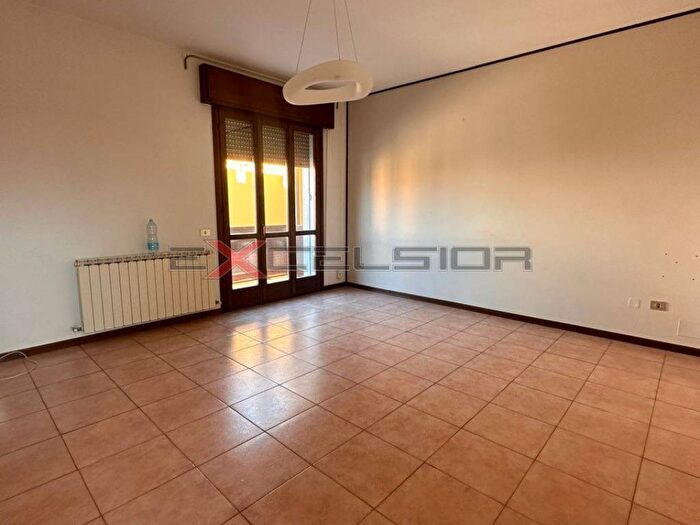 Appartamento trilocale in affitto in Adria Corso G Mazzini, Centro, Adria