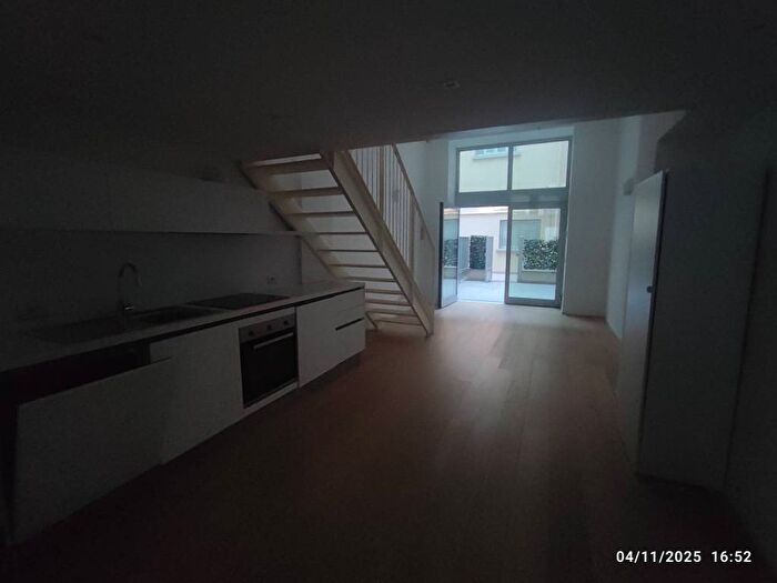 Appartamento bilocale in affitto in Via Andrea Solari, Solari, Milano