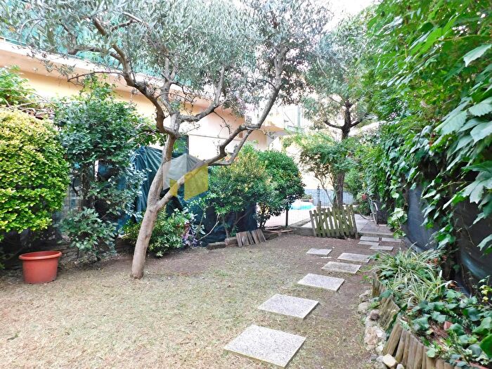 Appartamento con 5 locali in vendita in Cervino, Pisa