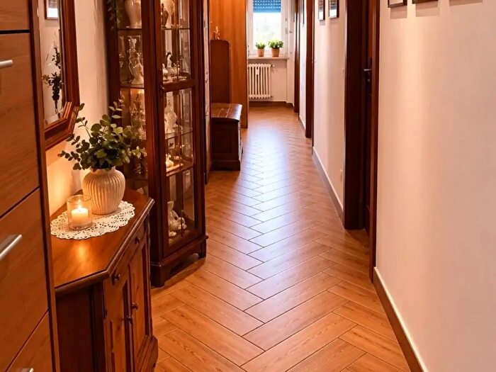 Appartamento trilocale in vendita in Via Giovanni Pascoli, Sannazzaro De' Burgondi