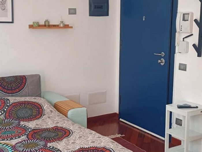 Appartamento monolocale in affitto in Via Sannio, Lodi Brenta, Milano