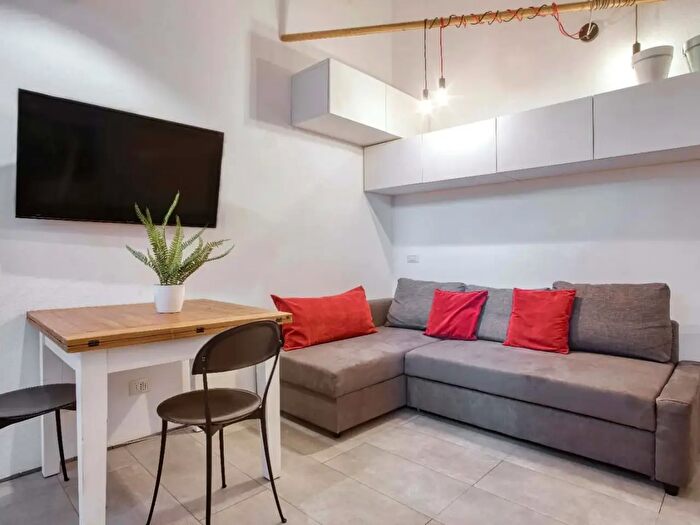 Appartamento monolocale in affitto in Via Luigi Prinetti, Milano