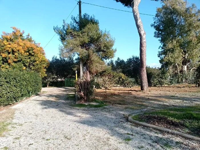 Appartamento con 7 locali in vendita in Piombino