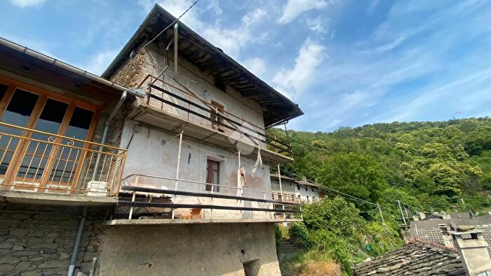 Casa trilocale in vendita in Borgata Gialetto, Pinasca