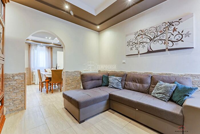 Casa quadrilocale in vendita in Via Marco Emilio Lepido, Bologna