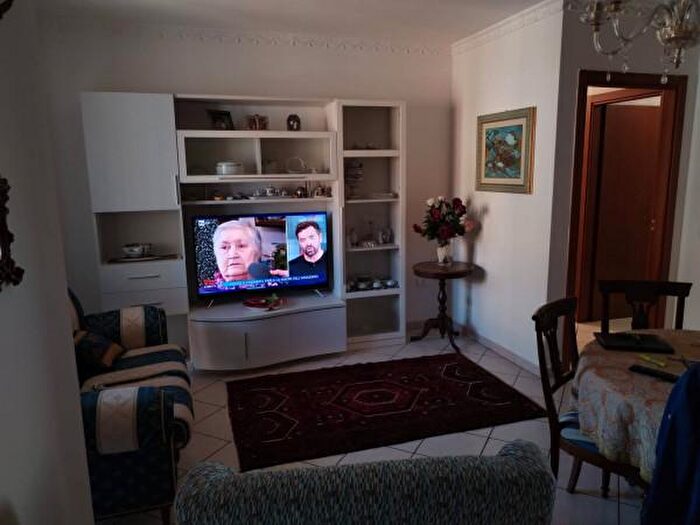 Appartamento quadrilocale in affitto in Aversa