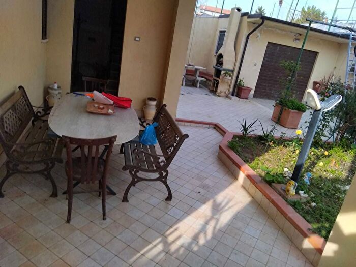 Casa quadrilocale in vendita in Pescara