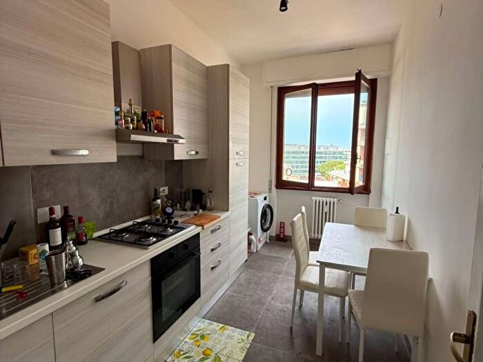 Appartamento trilocale in affitto in Via Francesco Baracca, Novoli, Firenze