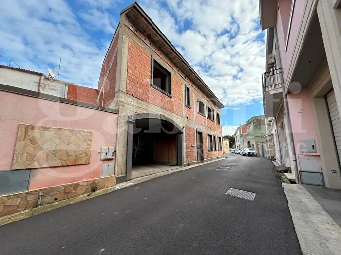 Casa con 5 locali in vendita in Via Eleonora dArborea, Villasor