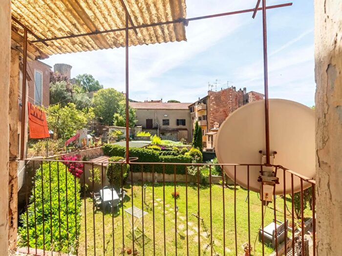 Appartamento trilocale in vendita in Vicolo Ugo Basso, Massa Marittima